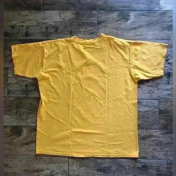 Vtg Napoleon Dynamite yellow t-shirt with graphic on front S - Picture 4 of 5